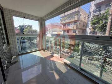 Imperdível - Apartamento colado ao Shopping Tijuca 2 quartos, 2 suítes e varandão. - TJAP20446