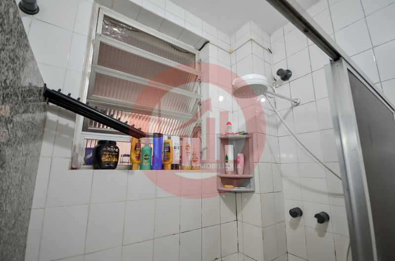 Quarto 2.  - 12