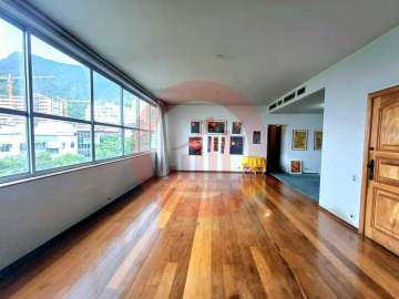 Apartamento à venda 4 quartos com 2 vagas. Rua itacuruçá no bairro Tijuca RJ. - TJAP40039