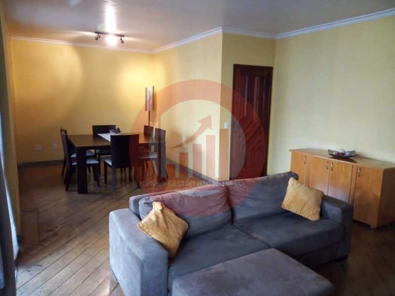 Sala ampla.  - 1