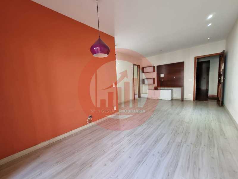 Sala Ampla.  - 2