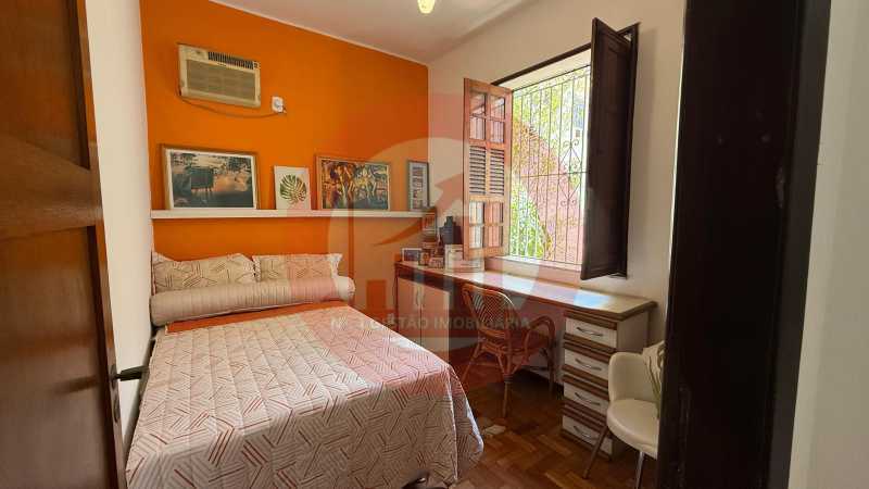 Quarto 3.  - 18