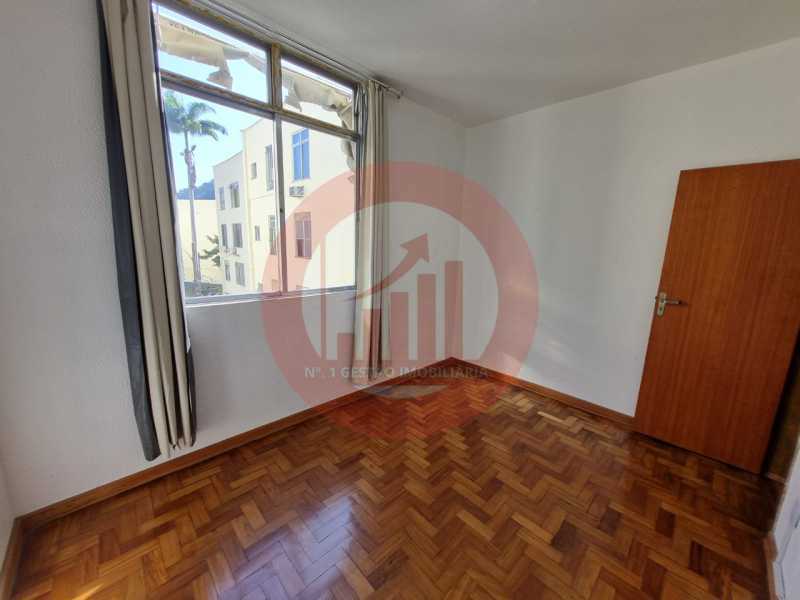 Quarto 2.  - 11