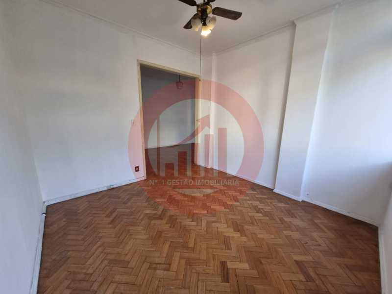 Quarto 1.  - 8
