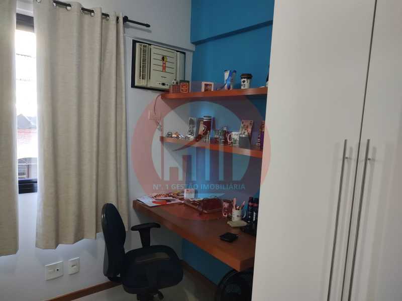 Quarto 2.  - 11