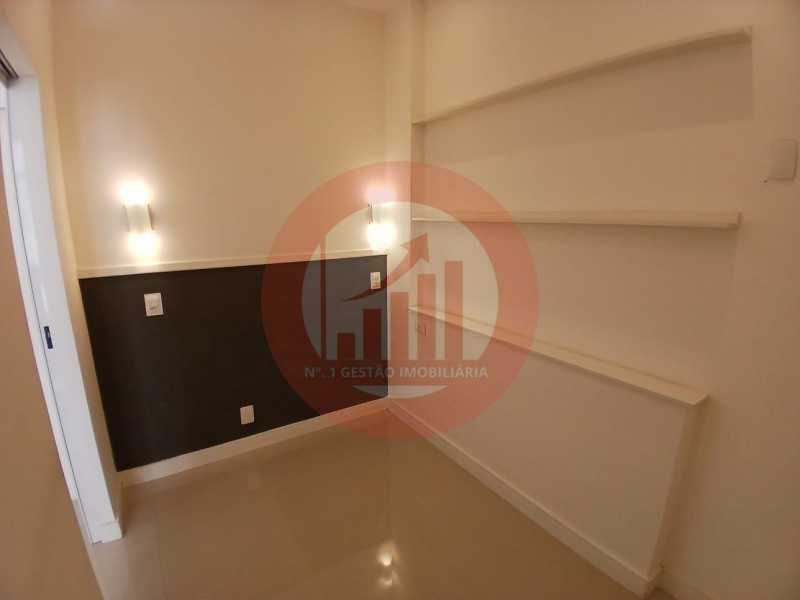 Quarto - 12