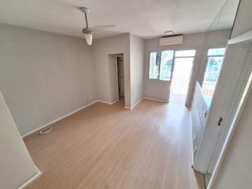 Sala quarto completo com vaga - Tijuca - TJAP10165