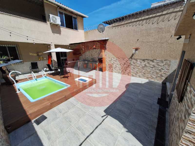 Conheça 20. do imóvel - Casa reformada três quartos com edícula à venda - TJAP30381 - 20 20. - 20