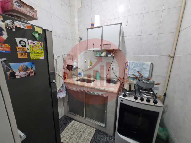 Conheça Cozinha. do imóvel - Apartamento Quarto Sala no coração da Tijuca, próximo à Pç Saenz Pena. - TJAP10176 - 17 Cozinha. - 17