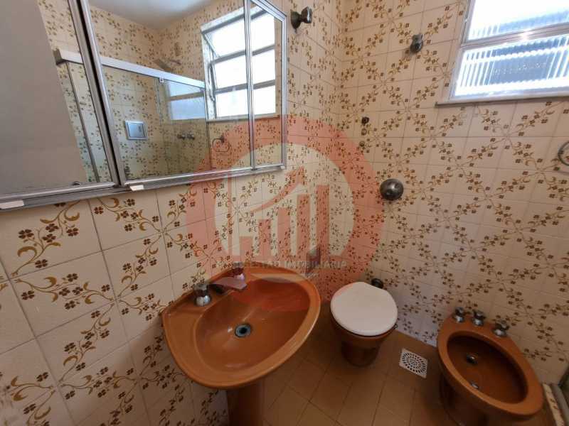 Conheça Banheiro Suíte 2. do imóvel - Apartamento 4 quartos com 160 m² na Tijuca. - TJAP40055 - 14 Banheiro Suíte 2. - 14