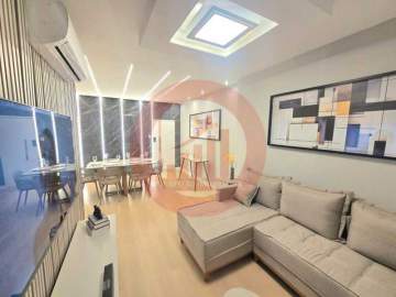 Ótima localização - Apartamento à venda 3 quartos (sendo 1 suíte) 1 vaga de garagem na escritura. Rua Marquês de Abrantes, Flamengo, RJ. - TJAP30395