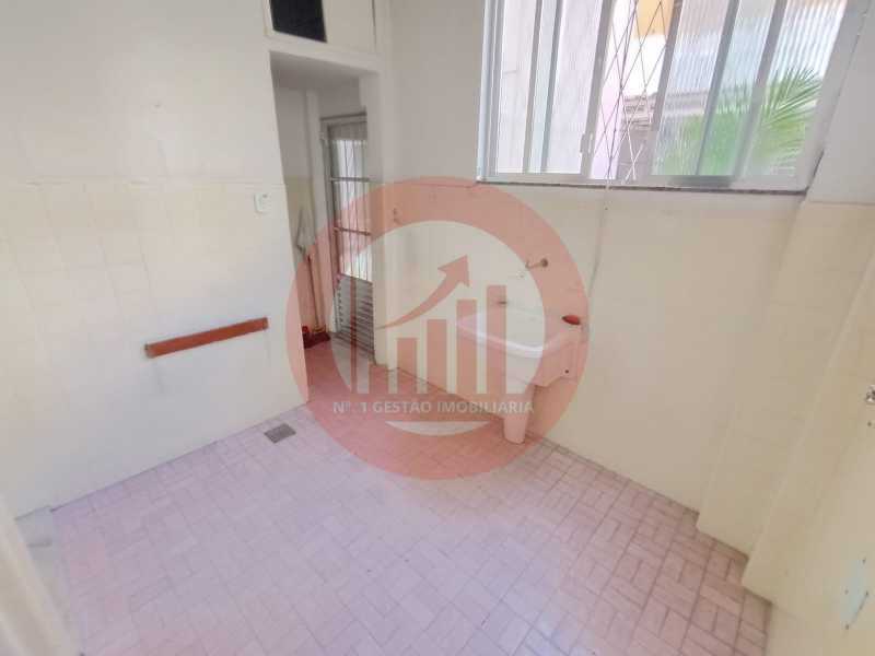 DEITADA ARY  18 - 18