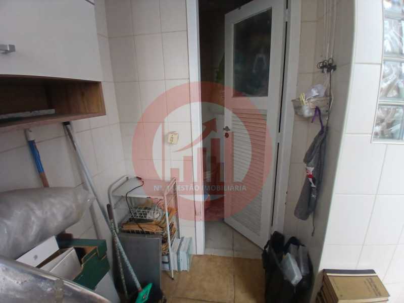 20 Banheiro Serviço. - 20