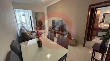 Ótima localização - Apartamento encantador na Tijuca 2 quartos com elevador e dependência! - TJAP20742