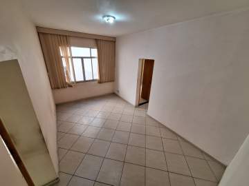 Ótima localização - Apartamento à venda três quartos com vaga colado Metrô - Praça Saenz Pena - TJCO30030