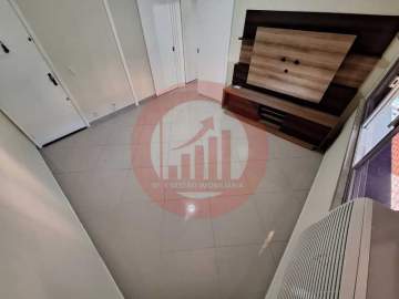 Ótima localização - Apartamento sala 1 quarto reformado colado no Grajaú à venda - TJAP10202