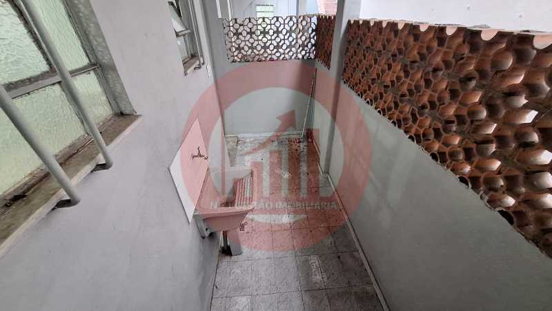 Conheça 10 do imóvel - Casa de rua 5 quartos com anexo - Teodoro da Silva - Vila Isabel - RJ - TJCA50010 - 10 10 - 10