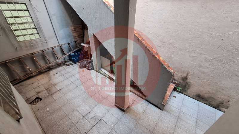 Conheça 20 do imóvel - Casa de rua 5 quartos com anexo - Teodoro da Silva - Vila Isabel - RJ - TJCA50010 - 20 20 - 20