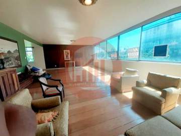 Imperdível - Apartamento quatro quartos com suíte e duas vagas em área nobre da Tijuca - TJAP40012