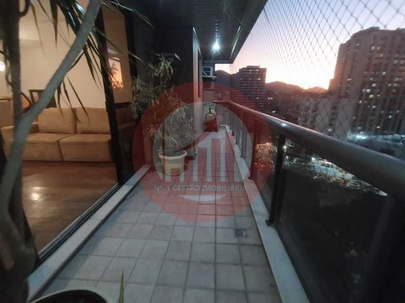 6eef22f2-5099-4d0b-afd9-950d0d - 3