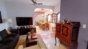 Imperdível - Venda casa tríplex, no bairro vila Isabel Rio de Janeiro. - TJCV30017