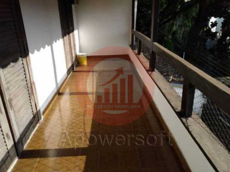 casa-com-4-quartos-a-venda-261 - 26
