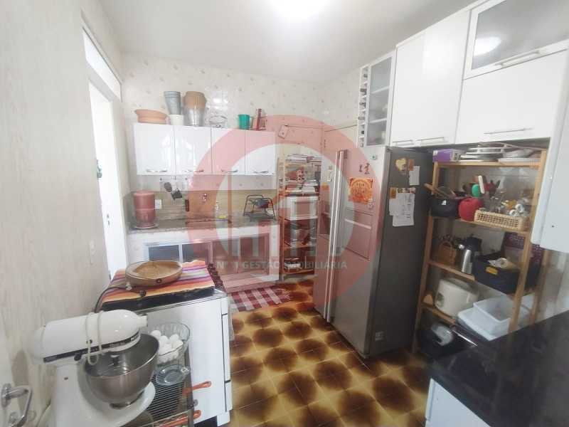 ecfd17e9-9746-465c-beb7-01ce0f - 23