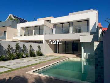 Casa em Condomínio à venda Avenida Cândido Portinari, Barra da Tijuca, Rio de Janeiro - R$ 3.790.000 - AMCN50003