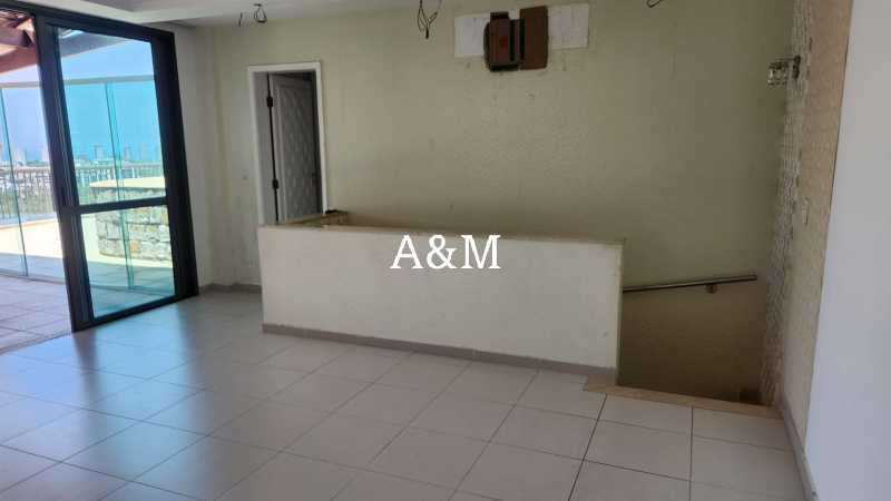 WhatsApp Image 2025-02-21 at 1 - 12