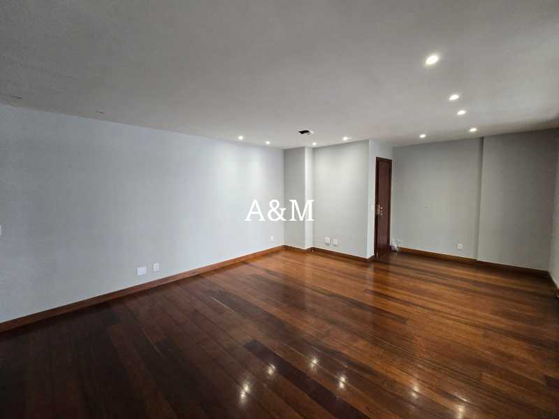 4a83e849-dade-44ad-89b5-251233 - 3