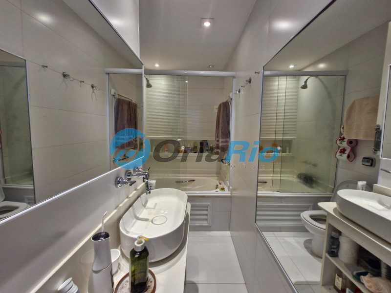 Conheça 19-banheiro social 2 do imóvel - Apartamento à venda Avenida Atlântica, Leme, Rio de Janeiro - R$ 2.100.000 - VEAP30773 - 19 19-banheiro social 2 - 19
