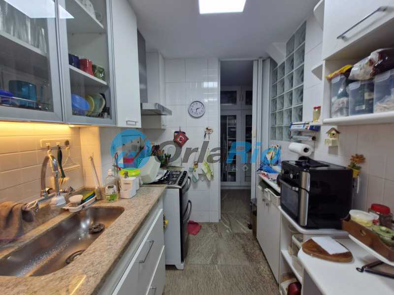 Conheça 23-cozinha do imóvel - Apartamento à venda Avenida Atlântica, Leme, Rio de Janeiro - R$ 2.100.000 - VEAP30773 - 23 23-cozinha - 23