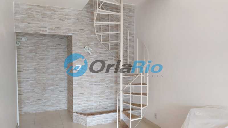 Conheça Entrada apto sala escada do imóvel - Cobertura à venda Rua Paissandu, Flamengo, Rio de Janeiro - R$ 1.850.000 - VECO30061 - 11 Entrada apto sala escada - 11