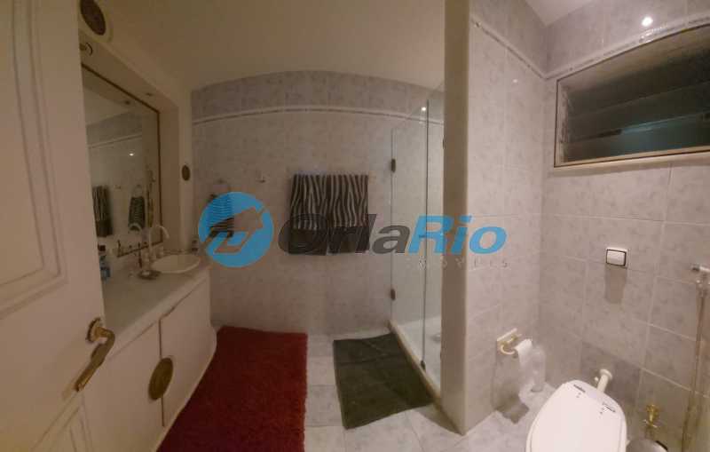 Conheça banheiro suíte 1 do imóvel - Cobertura à venda Avenida Atlântica, Copacabana, Rio de Janeiro - R$ 9.500.000 - VECO40052 - 19 banheiro suíte 1 - 19
