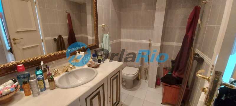 Conheça banheiro suíte 2 do imóvel - Cobertura à venda Avenida Atlântica, Copacabana, Rio de Janeiro - R$ 9.500.000 - VECO40052 - 22 banheiro suíte 2 - 22