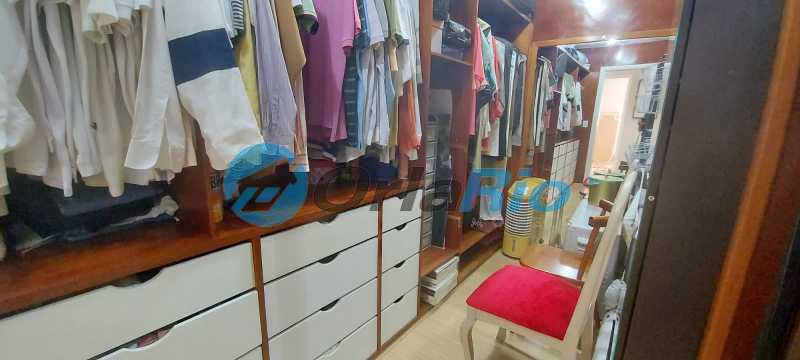 Conheça closet suíte master do imóvel - Cobertura à venda Avenida Atlântica, Copacabana, Rio de Janeiro - R$ 9.500.000 - VECO40052 - 13 closet suíte master - 13