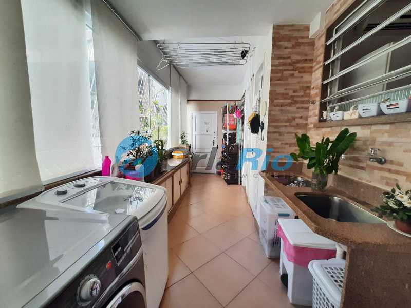 Conheça 20-área de serviço do imóvel - 3 QUARTOS, 2 BANHEIROS, LAVABO, 2 DEPEDÊNCIA, 1 VAGA, LEME - OLAP30031 - 20 20-área de serviço - 20