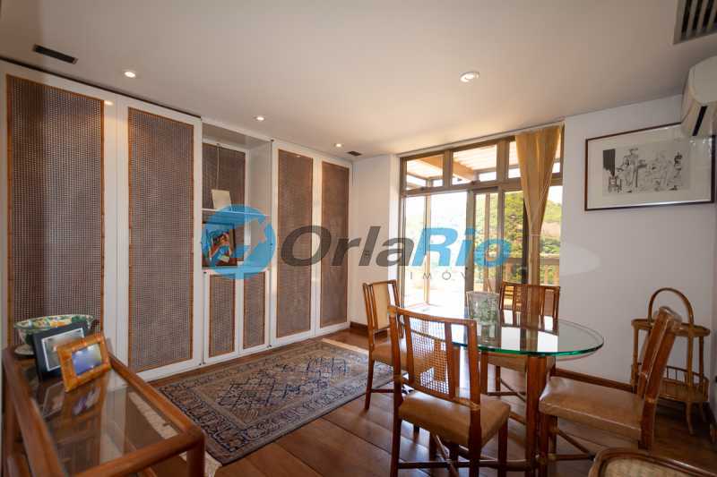 Conheça quarto 1 do imóvel - 4 QUARTOS, 1 VAGA, VARANDA, DEPENDÊNCIA, 4 VAGAS DE GARAGEM, COPACABANA - OLCO40003 - 19 quarto 1 - 19