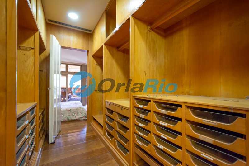 Conheça closet suíte master do imóvel - 4 QUARTOS, 1 VAGA, VARANDA, DEPENDÊNCIA, 4 VAGAS DE GARAGEM, COPACABANA - OLCO40003 - 15 closet suíte master - 15