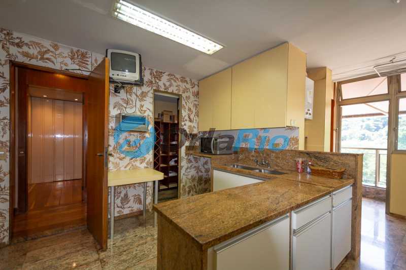 Conheça cozinha do imóvel - 4 QUARTOS, 1 VAGA, VARANDA, DEPENDÊNCIA, 4 VAGAS DE GARAGEM, COPACABANA - OLCO40003 - 27 cozinha - 27