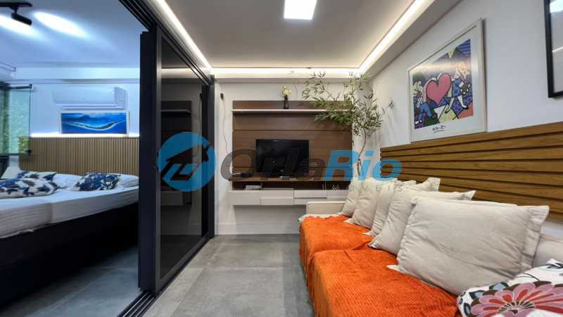 Conheça sala/ quarto do imóvel - Flat à venda Avenida Atlântica, Copacabana, Rio de Janeiro - R$ 3.175.000 - OLFL20008 - 3 sala/ quarto - 3