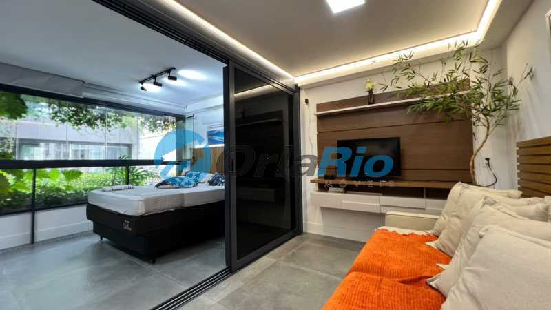 Conheça sala/ quarto do imóvel - Flat à venda Avenida Atlântica, Copacabana, Rio de Janeiro - R$ 3.175.000 - OLFL20008 - 4 sala/ quarto - 4