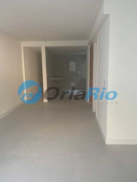 Conheça SALA E COZINHA do imóvel - Cobertura à venda Rua Vinícius de Moraes, Ipanema, Rio de Janeiro - R$ 3.450.000 - OLCO20003 - 19 SALA E COZINHA - 19