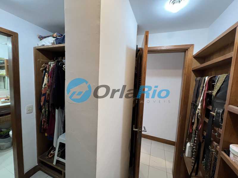 Conheça Closet da suíte do imóvel - Apartamento à venda Avenida Atlântica, Leme, Rio de Janeiro - R$ 1.860.000 - OLAP30263 - 17 Closet da suíte - 17