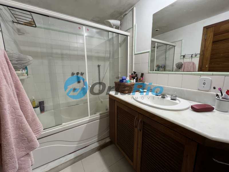 Conheça Banheiro da suíte do imóvel - Apartamento à venda Avenida Atlântica, Leme, Rio de Janeiro - R$ 1.860.000 - OLAP30263 - 20 Banheiro da suíte - 20