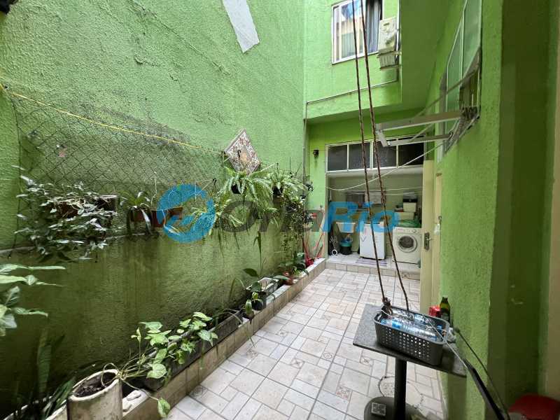 Conheça Área externa/Lavanderia 1ºpiso do imóvel - Casa à venda Rua Paulino Fernandes, Botafogo, Rio de Janeiro - R$ 2.200.000 - OLCA40001 - 10 Área externa/Lavanderia 1ºpiso - 10