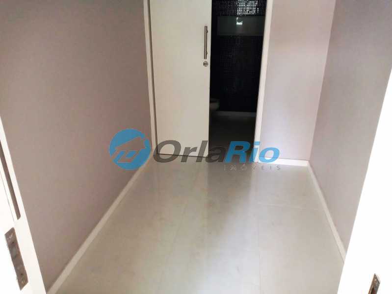 Conheça CLOSET SUÍTE 1 do imóvel - Cobertura à venda Rua Redentor, Ipanema, Rio de Janeiro - R$ 5.500.000 - OLCO30022 - 9 CLOSET SUÍTE 1 - 9