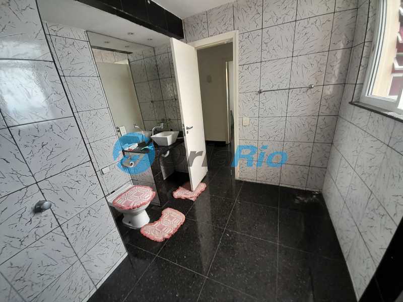 Conheça BANHEIRO SOCIAL 2° ANDAR do imóvel - Cobertura à venda Rua Bolivar, Copacabana, Rio de Janeiro - R$ 2.400.000 - OLCO70001 - 12 BANHEIRO SOCIAL 2° ANDAR - 12