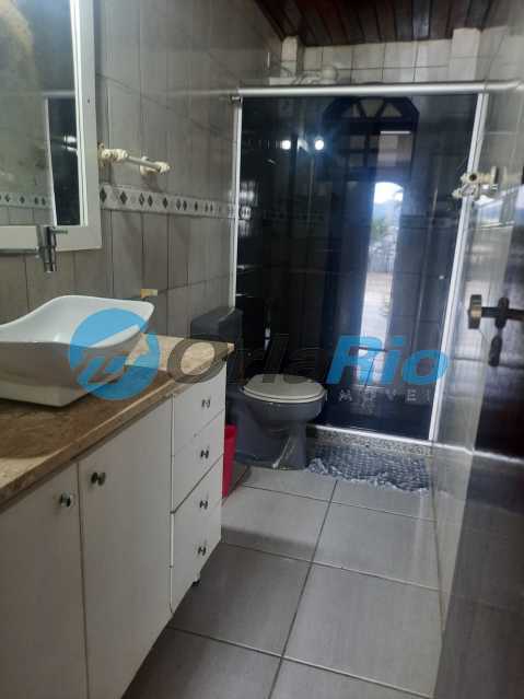 Conheça Banheiro Social do imóvel - Apartamento para alugar Rua Almirante Ingran, Vila da Penha, Rio de Janeiro - R$ 1.300 - OLAP20332 - 18 Banheiro Social - 18