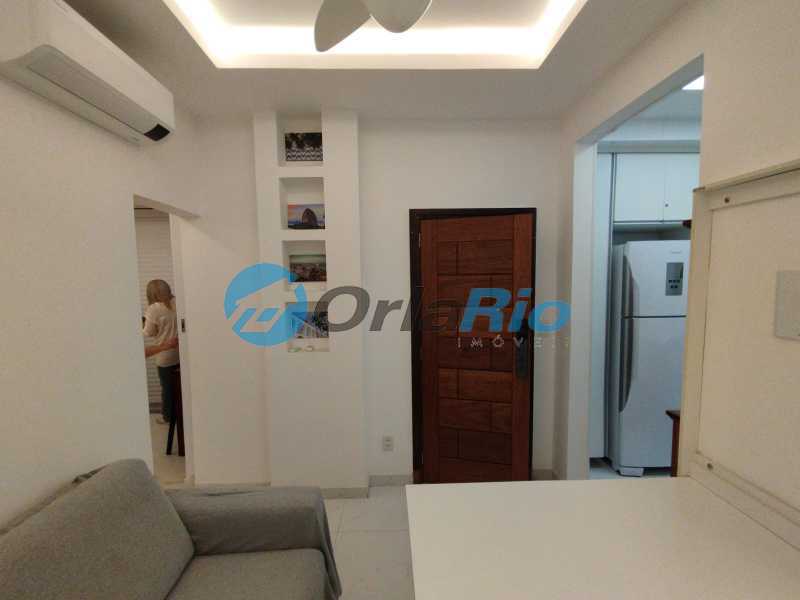 Conheça SALA do imóvel - Kitnet/Conjugado 48m² à venda Rua Ronald de Carvalho, Copacabana, Rio de Janeiro - R$ 700.000 - OLKI00122 - 3 SALA - 3